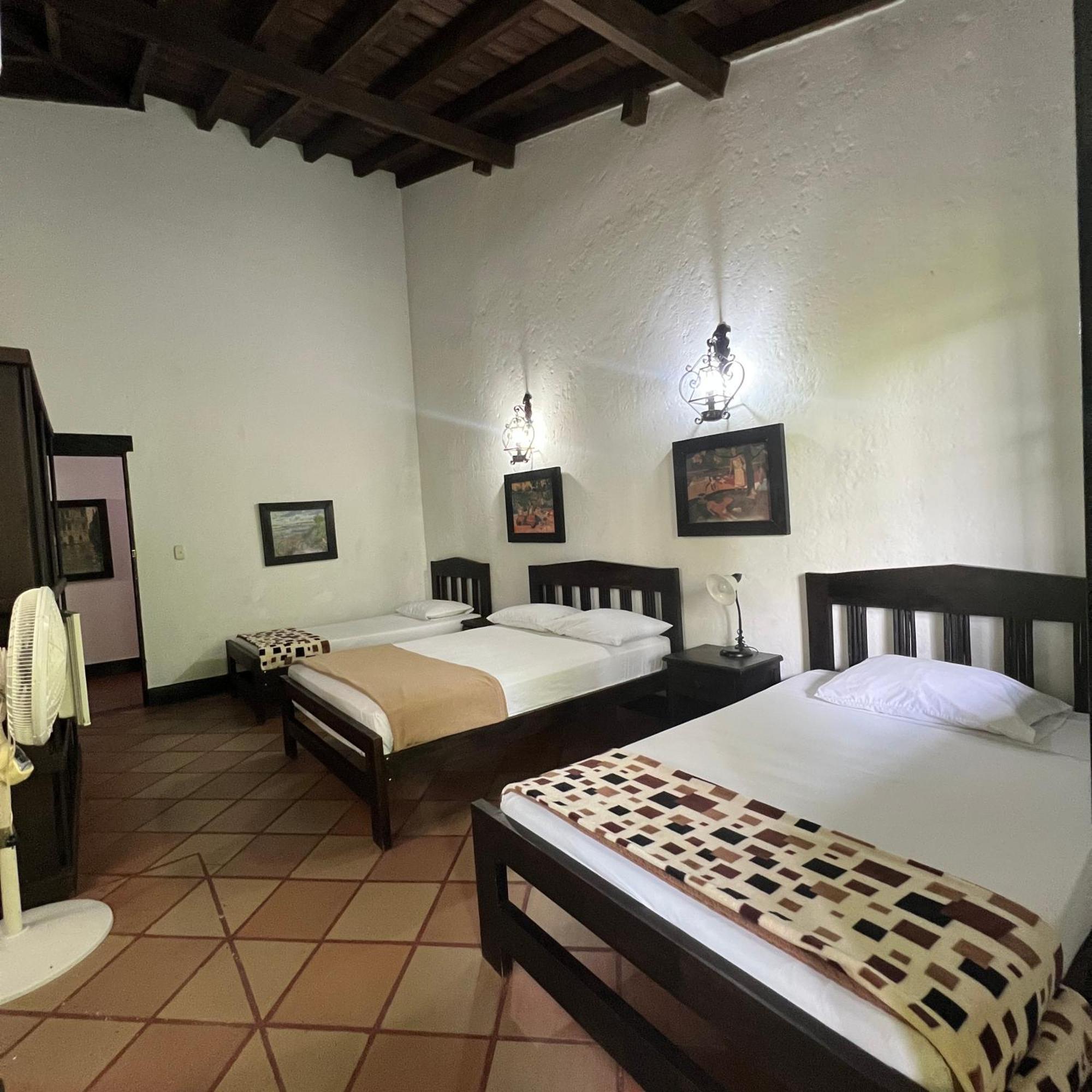 Finca Hotel La Esperanza Montenegro Zewnętrze zdjęcie